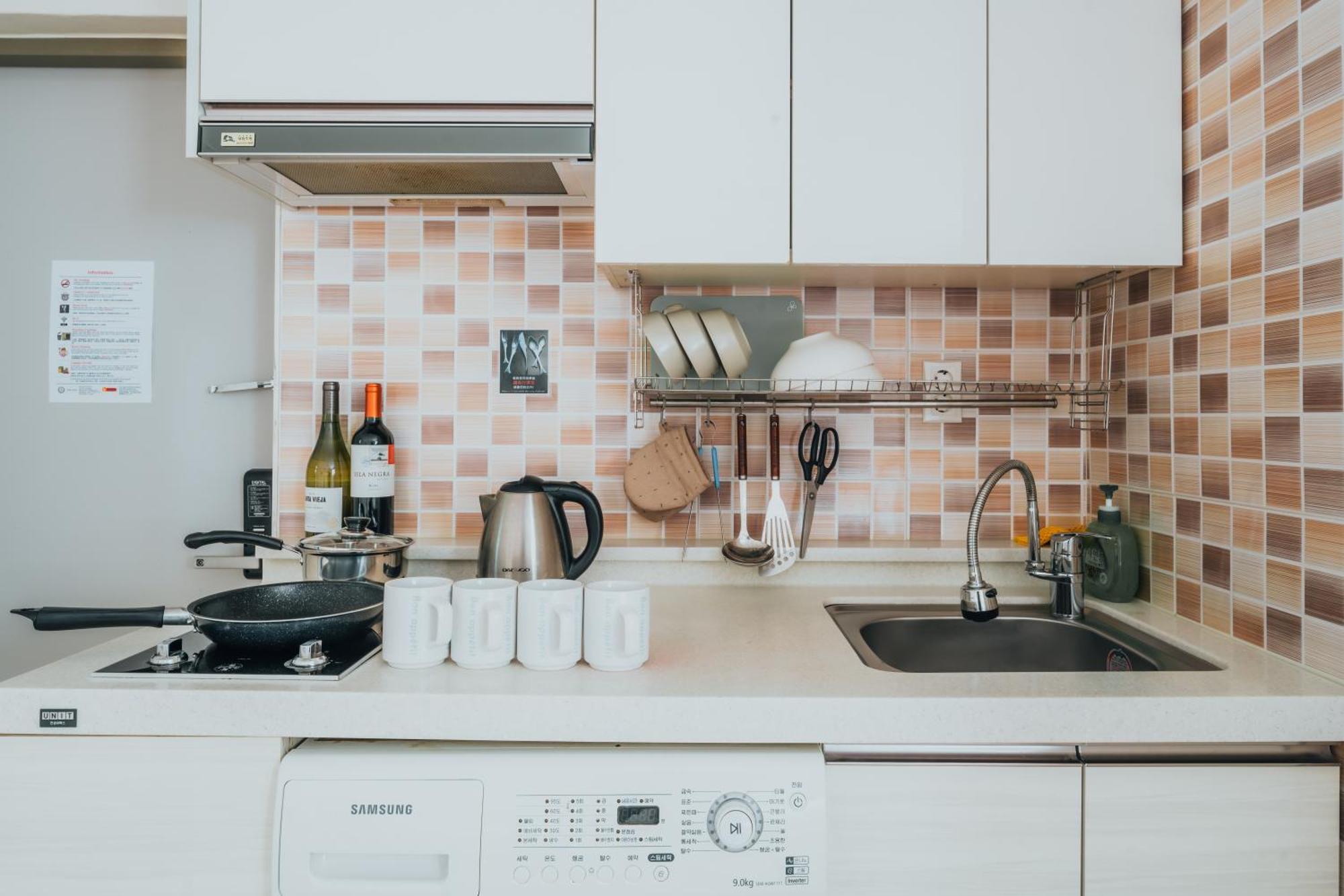 Dk House Apartment Seoul Bagian luar foto