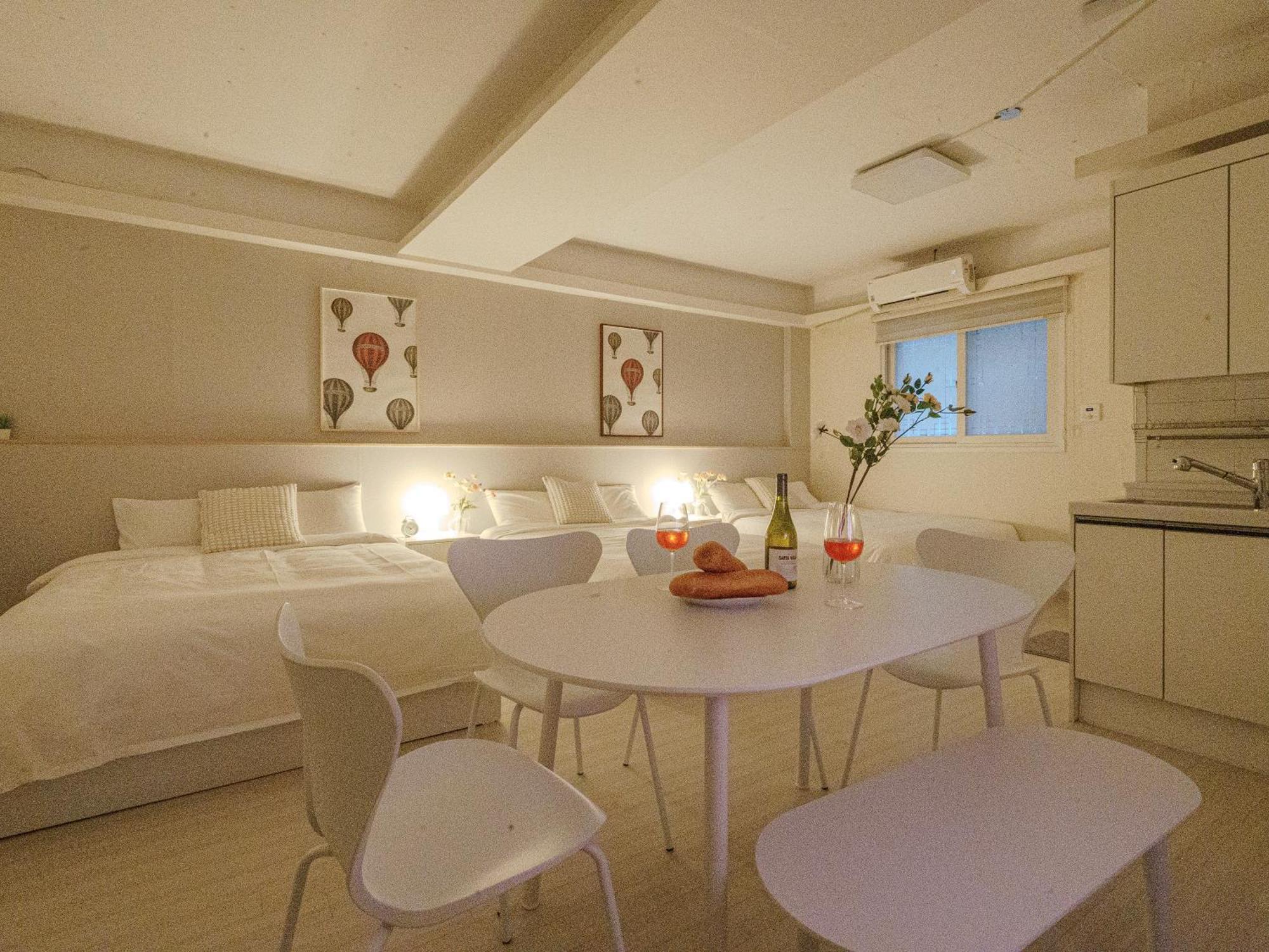 Dk House Apartment Seoul Bagian luar foto